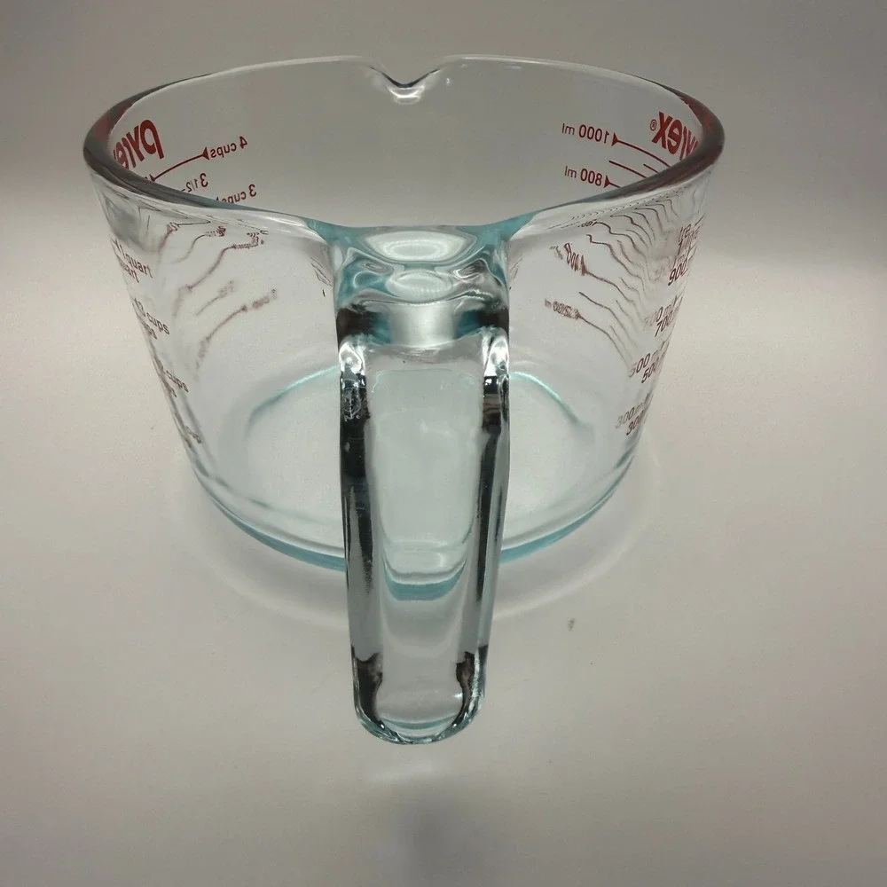 Pyrex 1 Quart 4 Cup Glass Measuring Cup Red Lettering Made in USA 32 oz 1000 ml